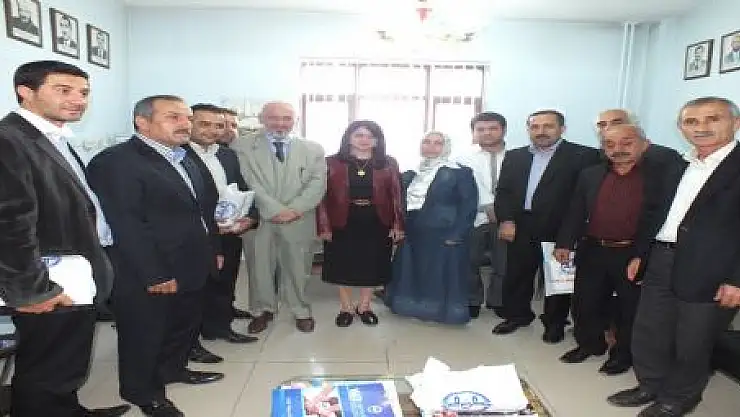 DİN ADAMLARININ ROLÜ ÇOK BÜYÜKTÜR